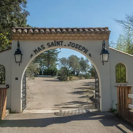 펜션 Mas Saint-gilles Pool & Tennis